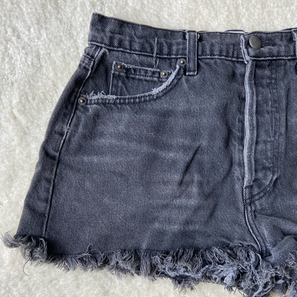 Reformation Dixie High Rise Jean Short (Monterey) - Picture 2 of 7